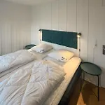 度假居 Awesome In With Sauna *